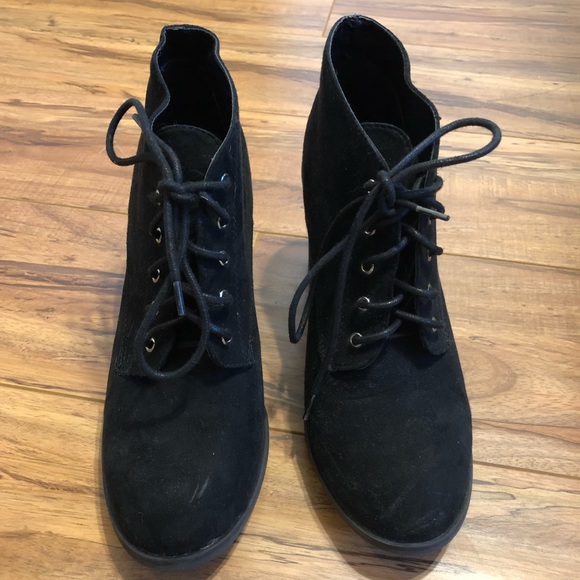 Laced Booties - Picture 8 of 8